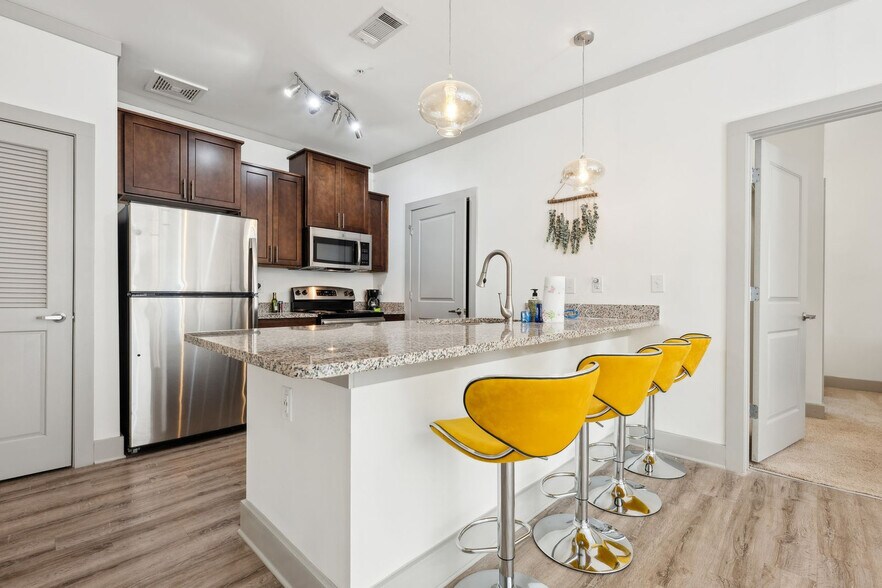 Building Photo - 11614 Vista Terrace Way-SI FL3-ID1612944P