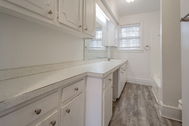 Building Photo - REDUCED!