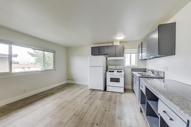 Floorplan - 2000 Linden