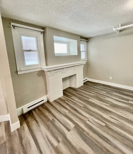 Building Photo - 1575 N Gaylord St