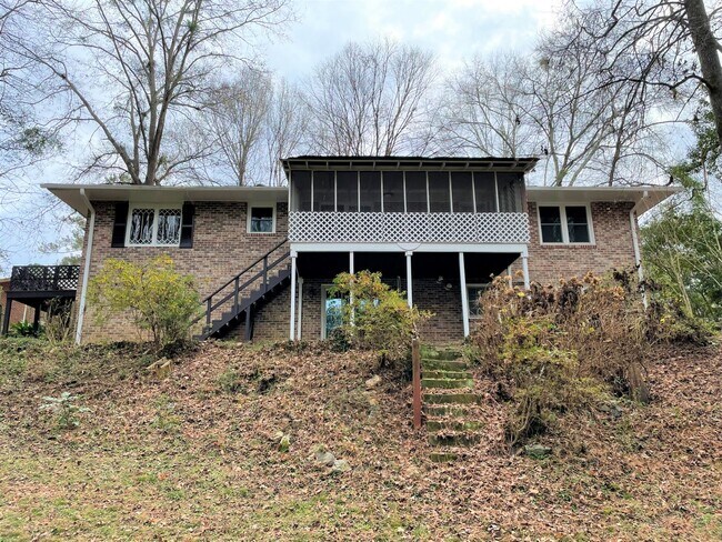 Building Photo - West Athens 4br House for Rent