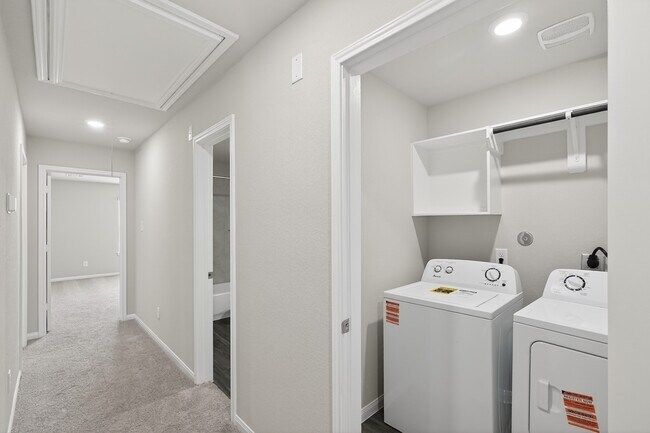 Building Photo - 9219 Grace Rdg Dr