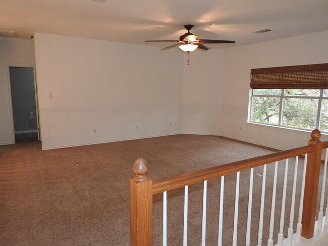 Building Photo - 11207 Crossland Dr