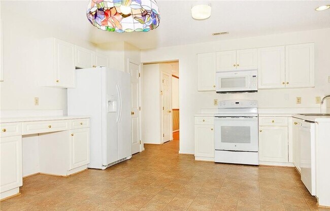 Building Photo - LONGHILL STATION