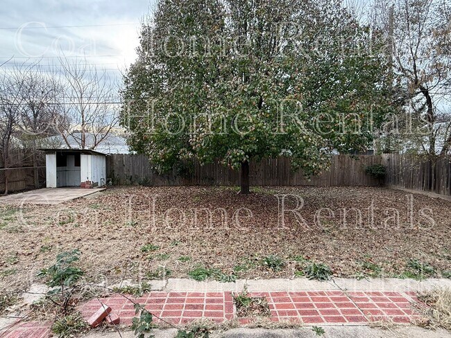 Building Photo - Prairie Park addition