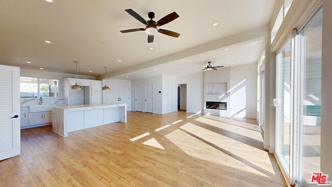 Building Photo - 30127 Cuthbert Rd