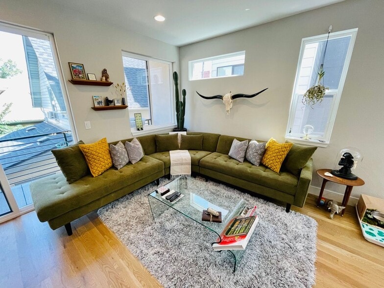 Building Photo - 3816 Zenobia St