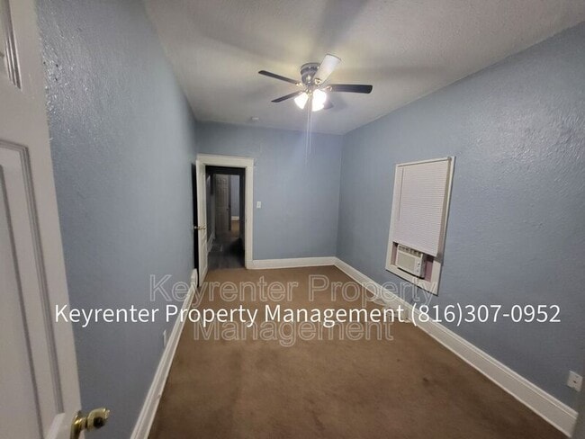 Building Photo - 1601 E 43rd St