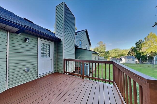 Building Photo - 4036 Evelyn Dr