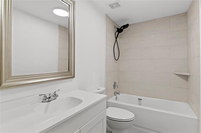 Building Photo - 5524 Dartmouth Ave