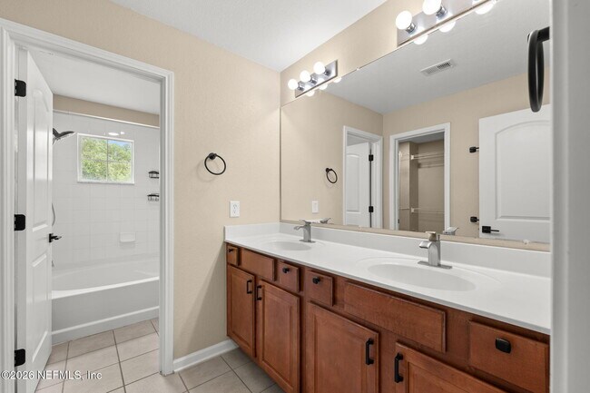 Building Photo - 10200 Belle Rive Blvd