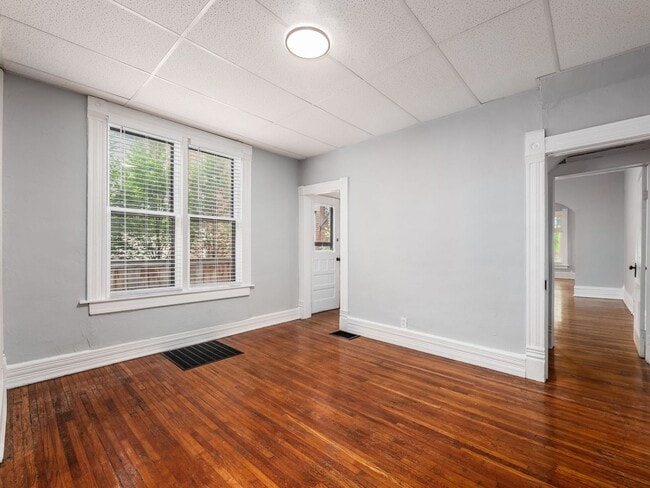 Building Photo - 325-327 West 1st Avenue