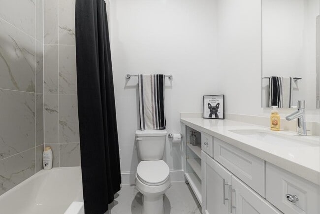 Building Photo - 10760 Craighead Dr