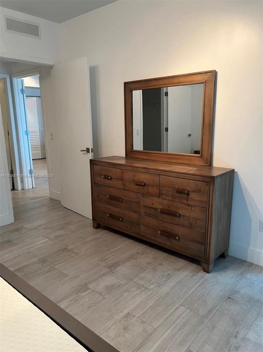 Building Photo - 1080 Brickell Ave