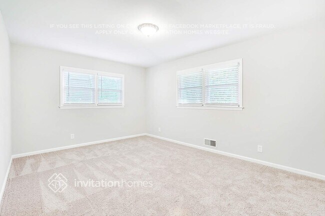 Building Photo - 4430 Pullen Ln SW