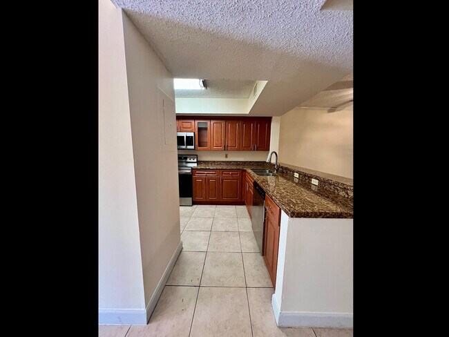 Building Photo - 8266 NW 24th St