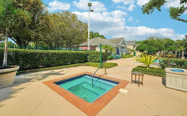 Building Photo - 13103 Mulberry Park Dr