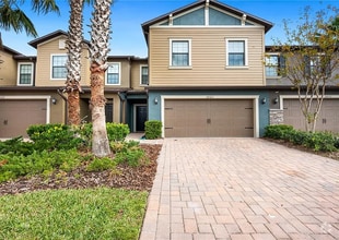 Building Photo - 3-bedroom PLUS loft, 2.5-bathroom Town Home