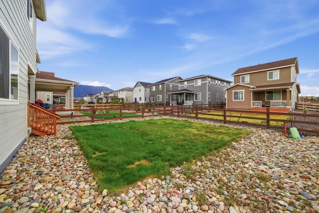 Building Photo - $2,740.95 with $300 off the first month's rent, 3 Beds - 2.5 Bath, Single Family Home in Dr Monum...