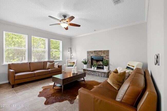 Building Photo - 225 S Torwood Dr