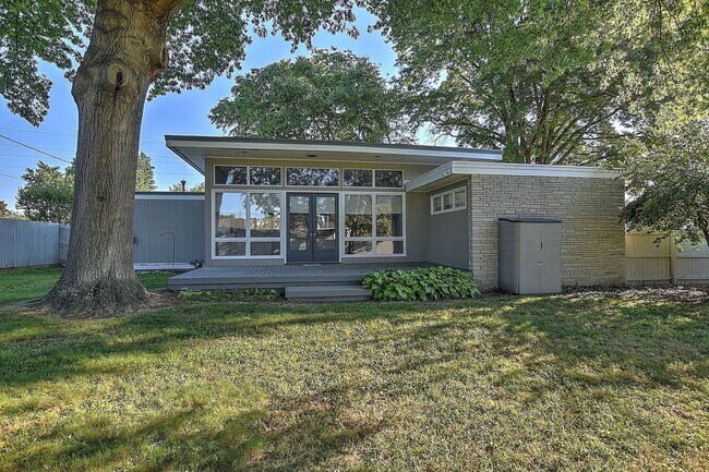 Building Photo - 3 Bdrm / 2 Bath One Level Home   Kingsport, TN