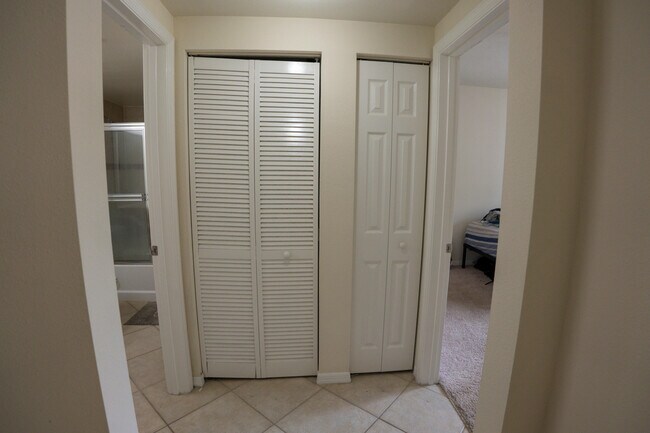 Building Photo - 6386 Emerald Dunes Dr
