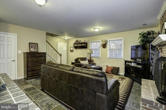 Building Photo - 10501 Chancery Ct