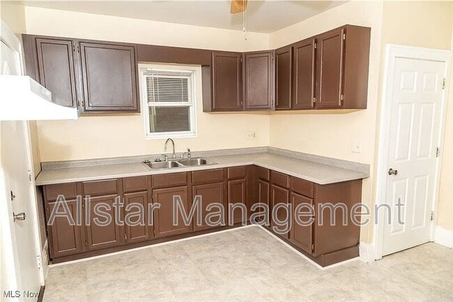 Building Photo - 13220 Alvin Ave