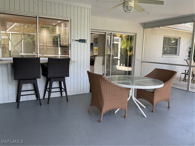 Building Photo - 4587 Flamingo Dr