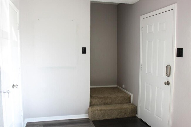 Building Photo - 922 Fannin St