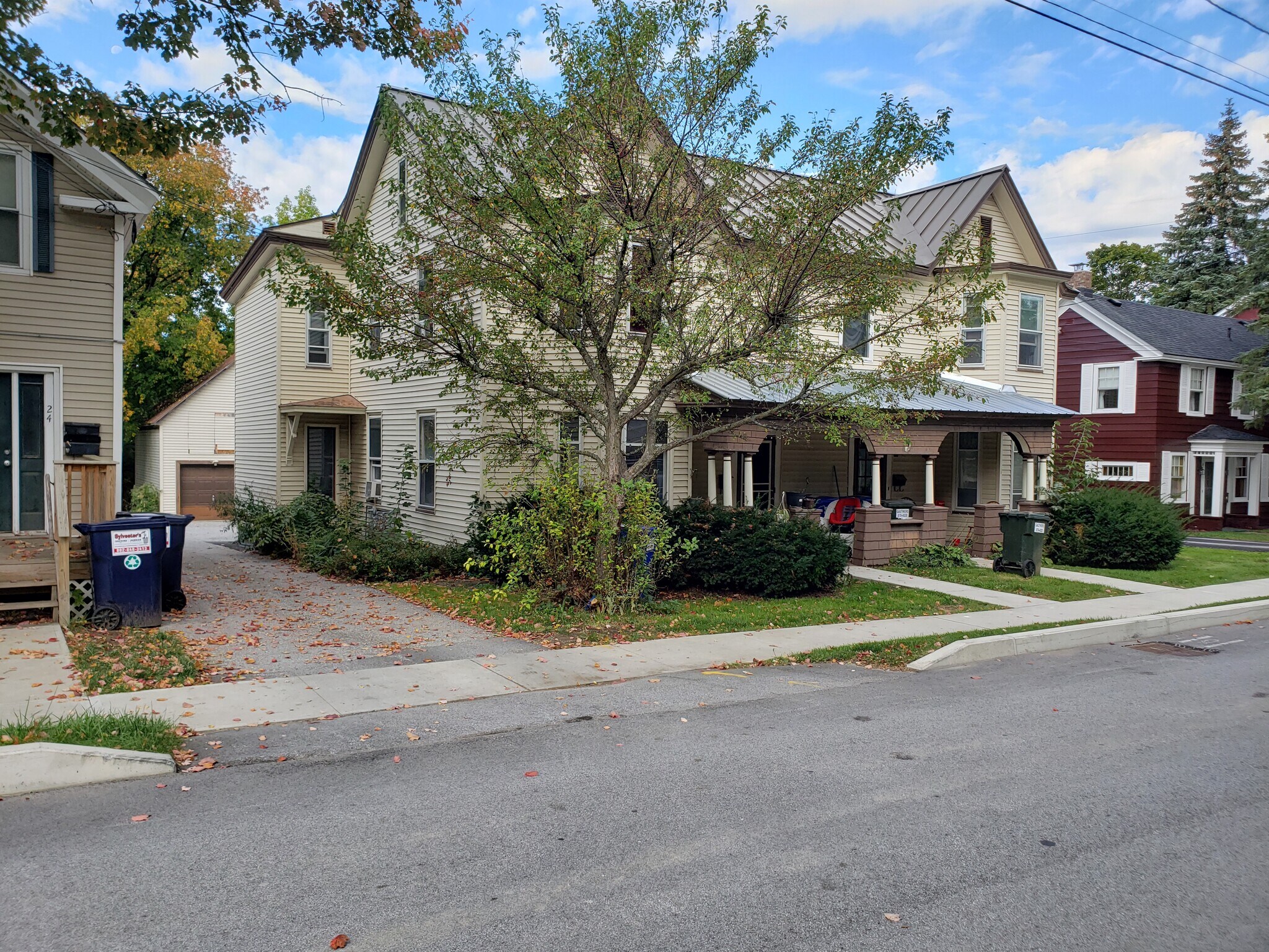 Building Photo - 22 Lincoln Ave