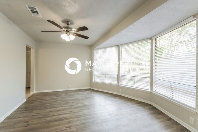 Building Photo - 3 Bedroom Pet-Friendly Home in SPRING, TX with Main Street Renewal