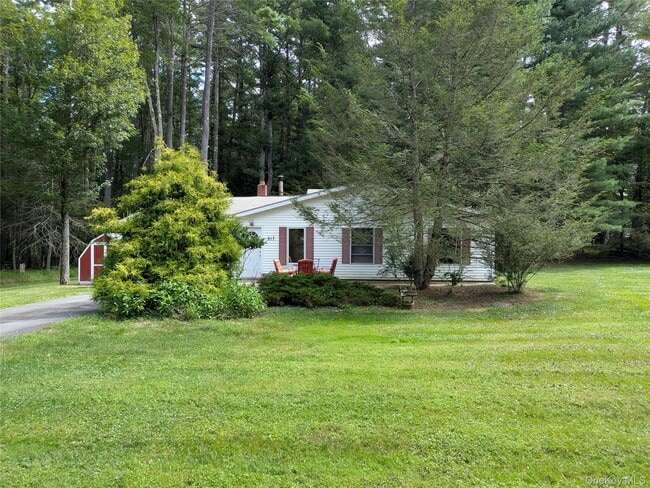 Primary Photo - 617 Katrina Falls Rd