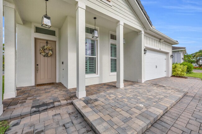 Building Photo - 4720 SW Ardsley Dr