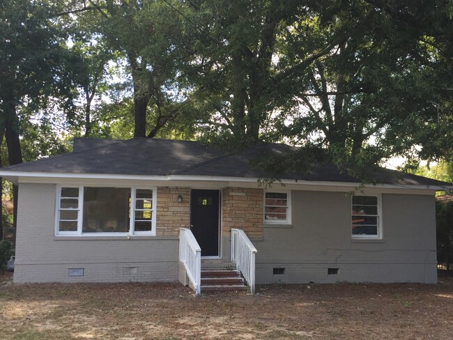 Building Photo - **AVAILABLE NOW**Near Ft. Benning. Columbu...