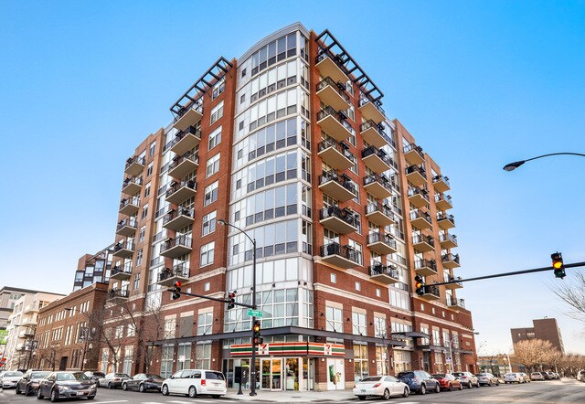 Building Photo - 1201 W Adams St