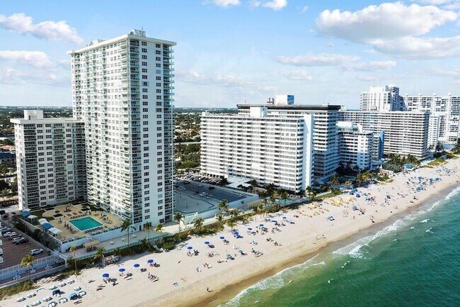 Building Photo - 3900 Galt Ocean Dr