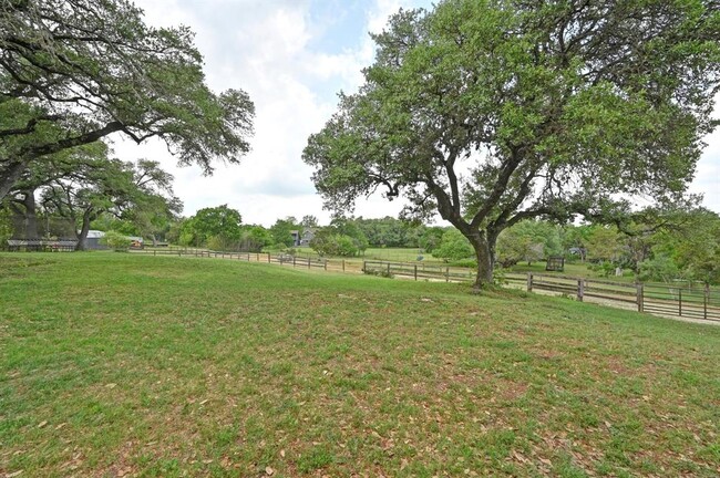 Building Photo - 9209 Rock Way Dr