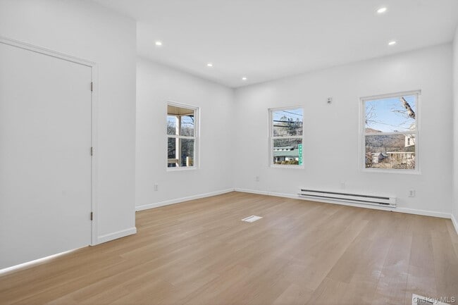 Building Photo - 2016 Old Rte 17