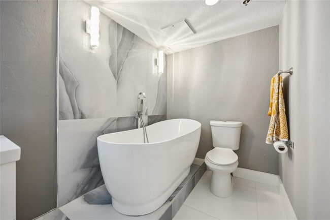 Building Photo - 3525 Sage Rd