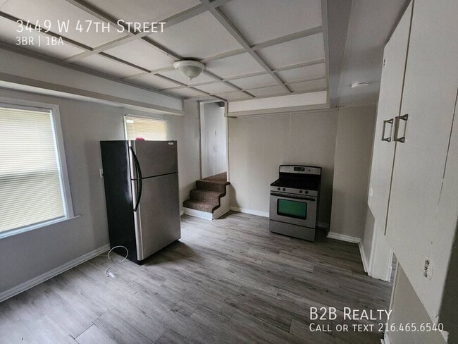 Building Photo - 3449 W 47th St