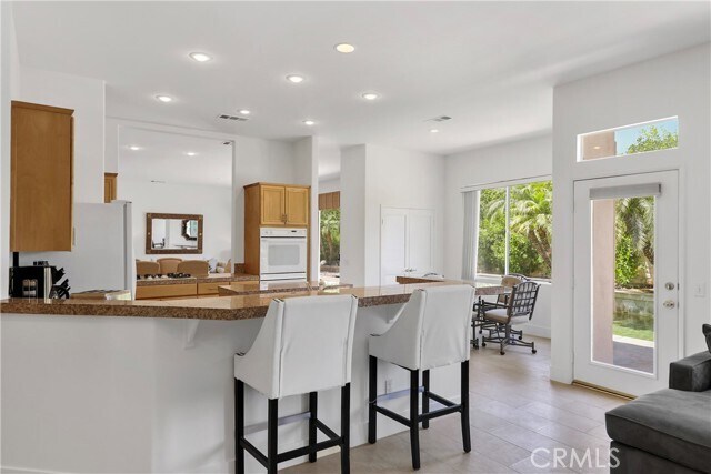 Building Photo - 76956 Comanche Ln