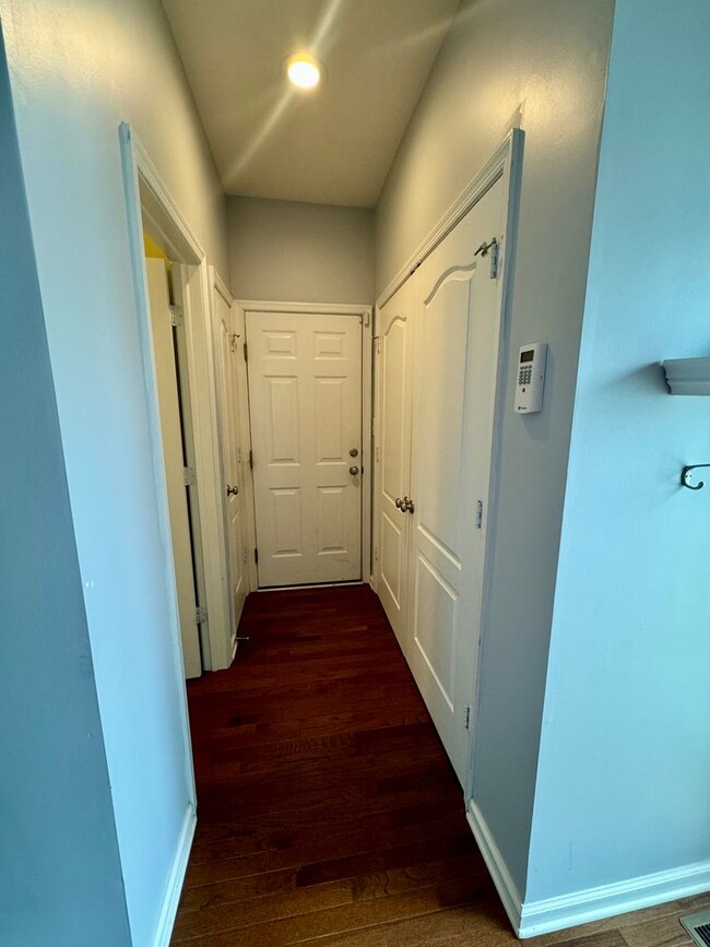 Building Photo - Welcome to Village of Bayberry North & Awa...