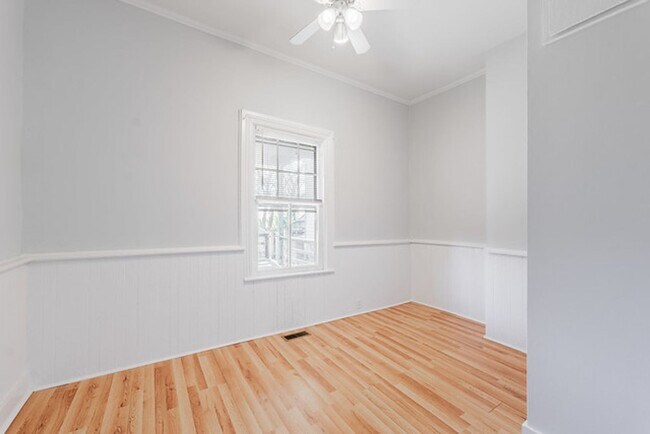 Building Photo - Great Apartment in Church Hill for Rent!