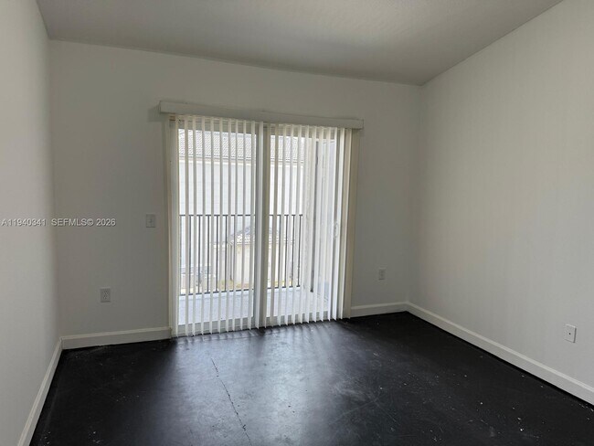 Building Photo - 15460 SW 284th St
