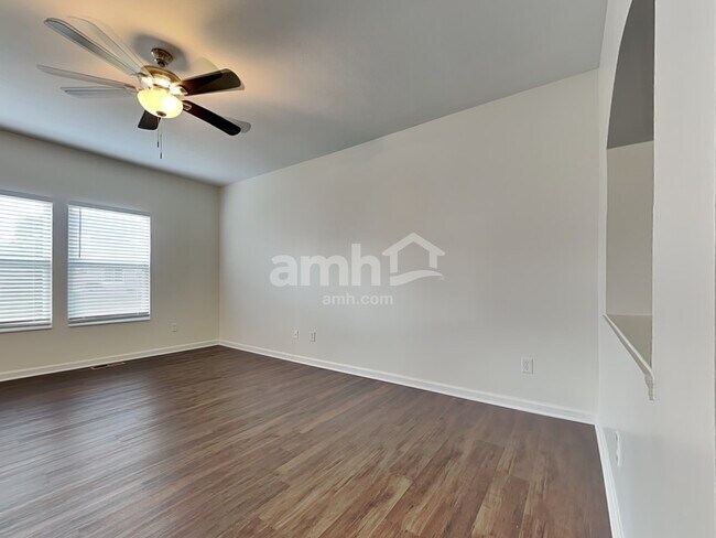 Building Photo - 20 Belwood Ct