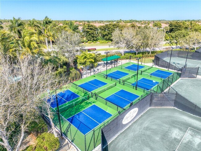 Building Photo - 8950 Shenendoah Cir