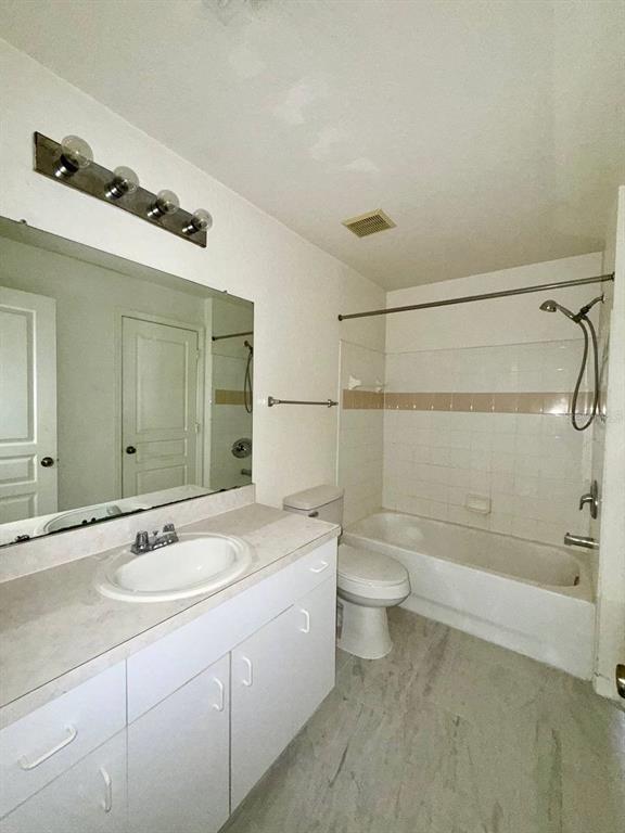 Building Photo - 17106 Carrington Park Dr