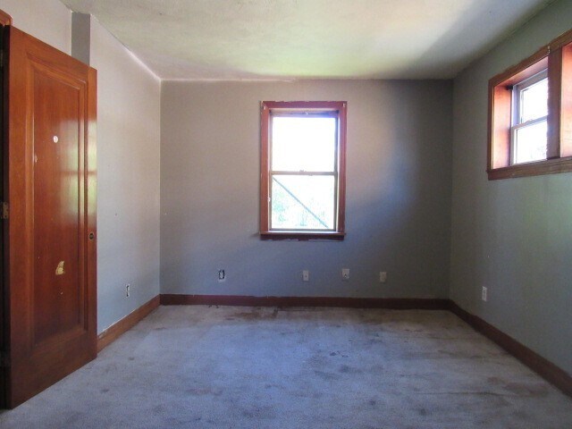 Building Photo - 21 Cleveland Ave