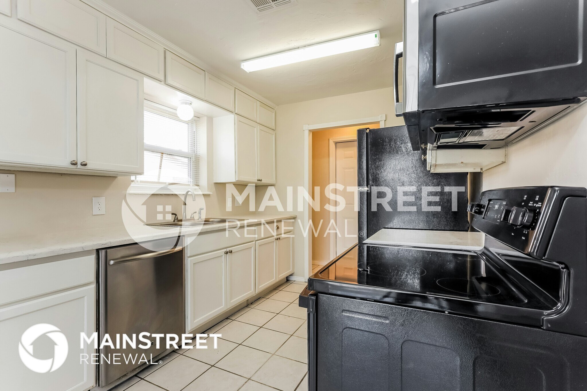 Building Photo - 908 N 5th St